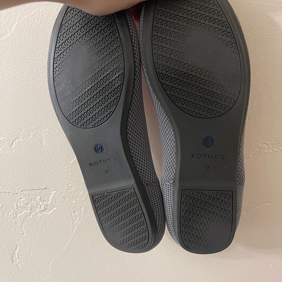 Rothy’s gray size 9 barely worn - Picture 3 of 4